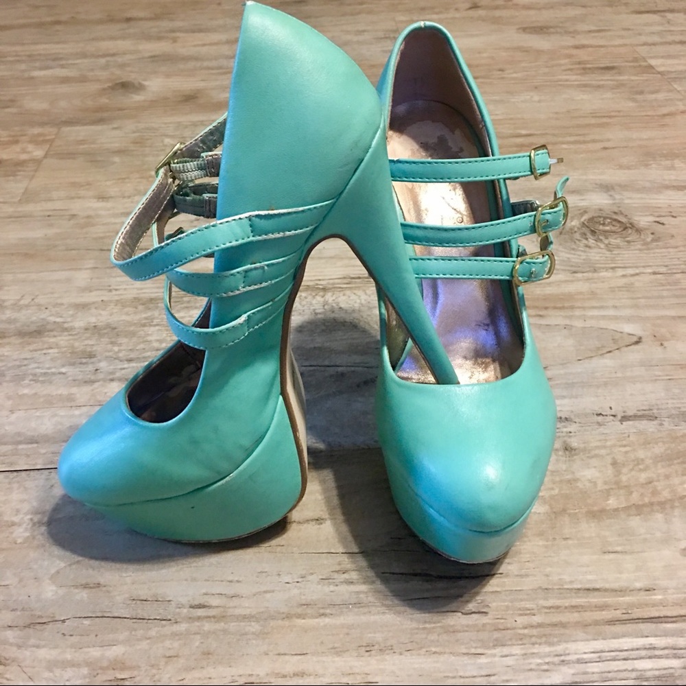 Betty Jo Heels